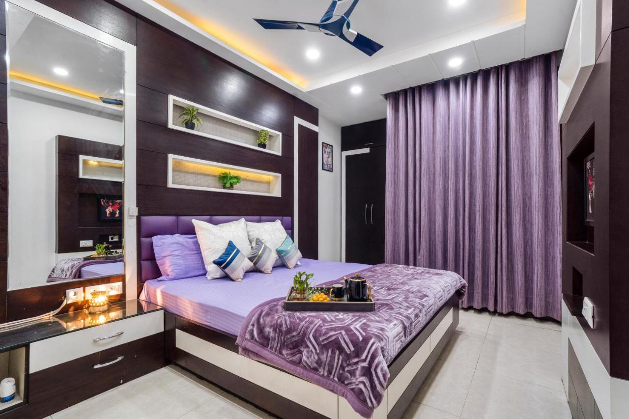 Homlee-Villa Luxury-2Bhk-Anand Vihar-Ramprastha Газиабад Экстерьер фото