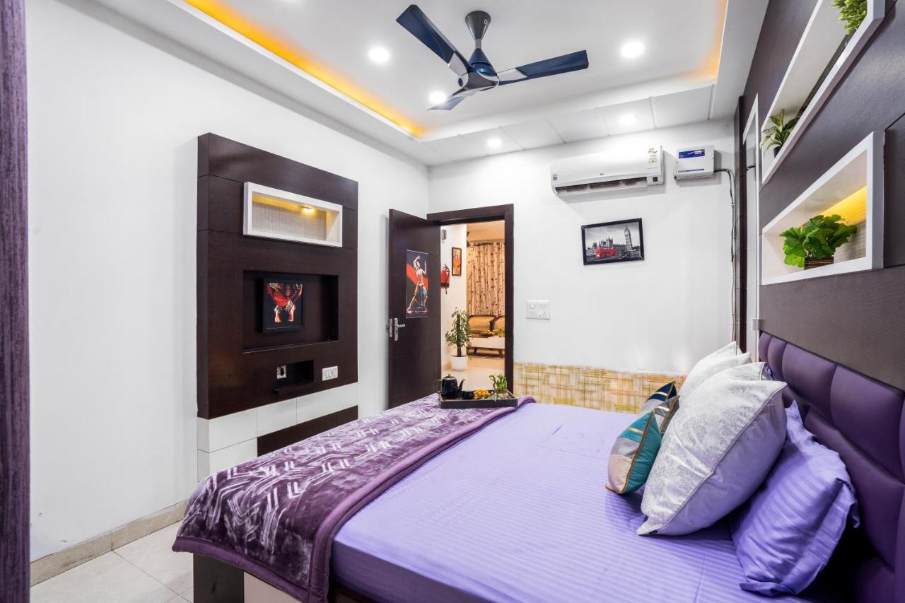 Homlee-Villa Luxury-2Bhk-Anand Vihar-Ramprastha Газиабад Экстерьер фото